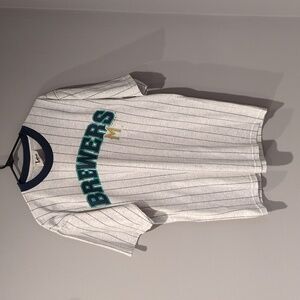 Vintage Milwaukee Brewers T-shirt. Unisex size large. Lee Brand. Vintage large